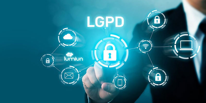 O Que Esta Política de Privacidade Abrange?